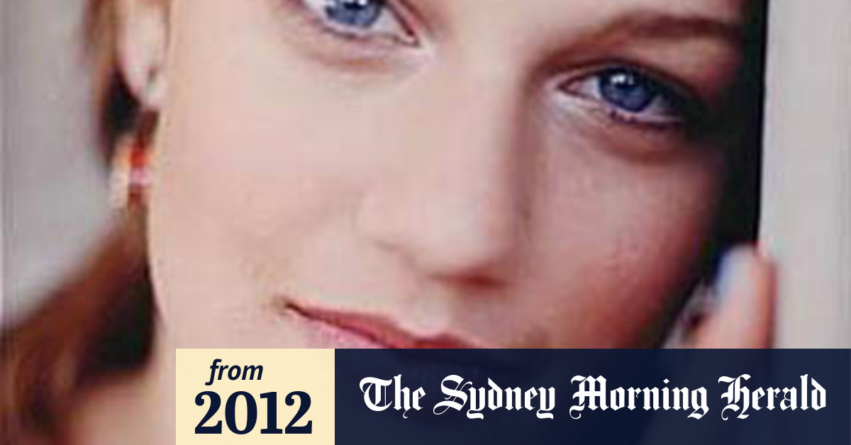 Who is Leslie Carter?